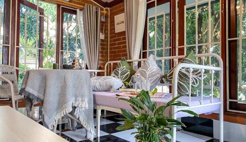Deluxe King Suite