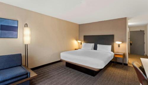 King Room with Sofa Bed