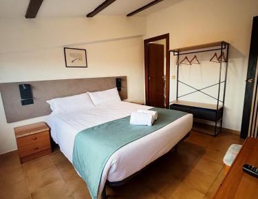 Twin Room Private Bathroom