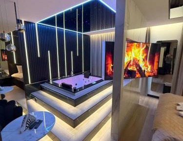 One-Bedroom Apartment with Spa Bath