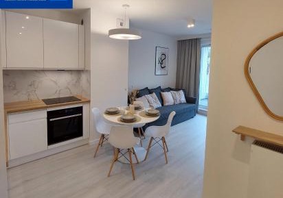 One-Bedroom Apartment - Sea Side