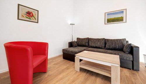 Superior One-Bedroom Apartment