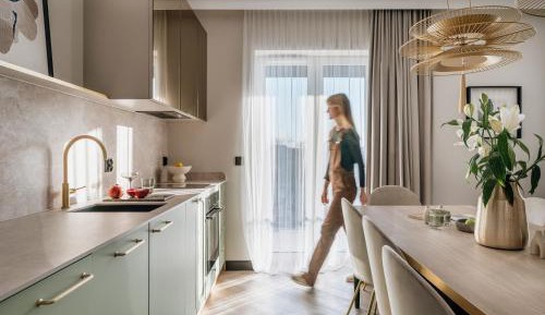 Four-Bedroom Apartment with city view