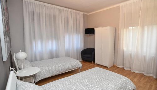 Twin Room - Disability Access