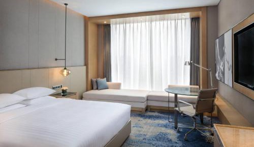 Executive King Room with Lounge Access