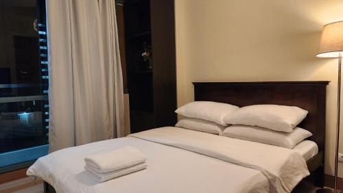 Studio Apartment with Balcony