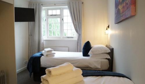Standard Twin Room