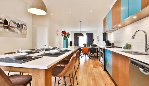 Three-Bedroom Superior Apartment