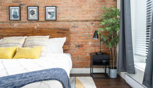 Two-Bedroom Apartment with City View