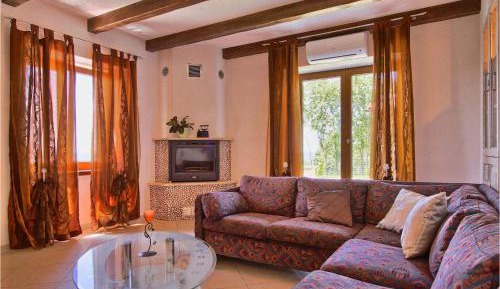 Four-Bedroom Holiday Home