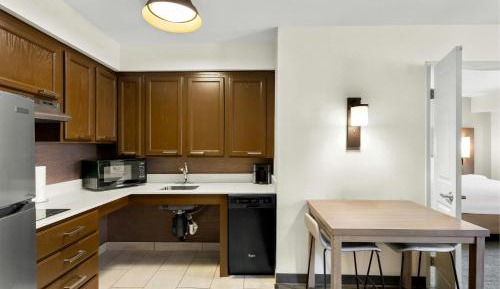 One-Bedroom Suite