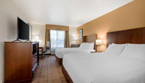 Queen Room with Two Queen Beds - Non-Smoking