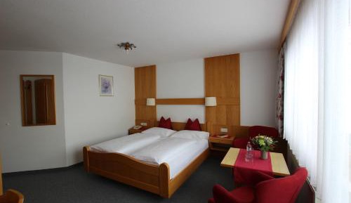 Double Room with Mountain View