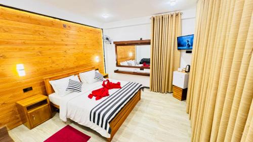 King Room with Mountain View