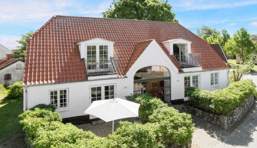 One-Bedroom Holiday Home