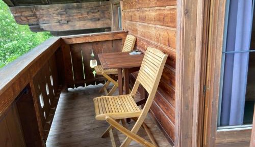 One-Bedroom Apartment with Balcony