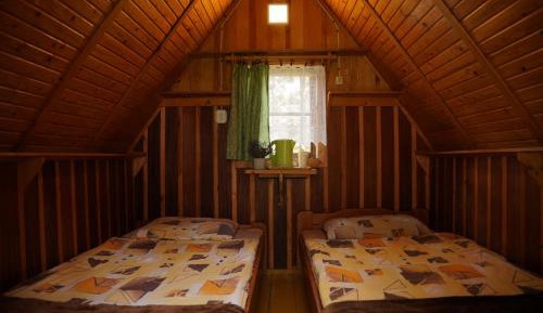 Chalet with Shared Bathroom