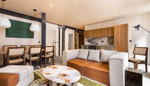 Five-Bedroom Apartment