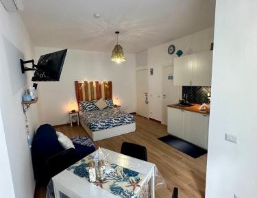 Double Room with Balcony (3 Adults)