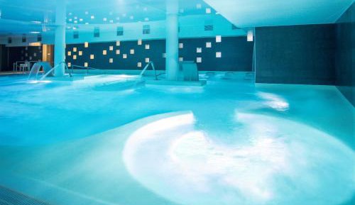 Single Room with Spa Access