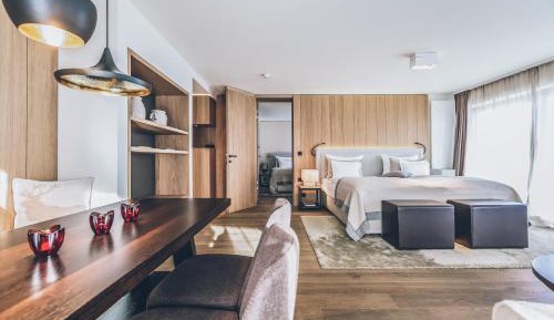 Deluxe Double or Twin Room with Balcony