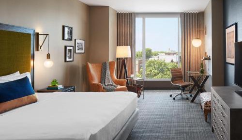 Standard King Room