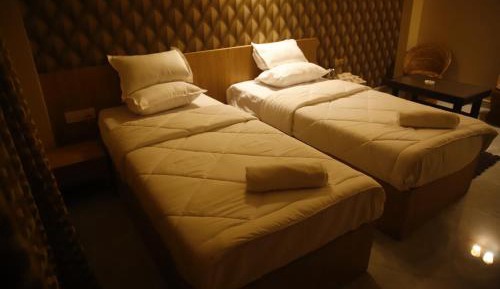 Large Twin Room