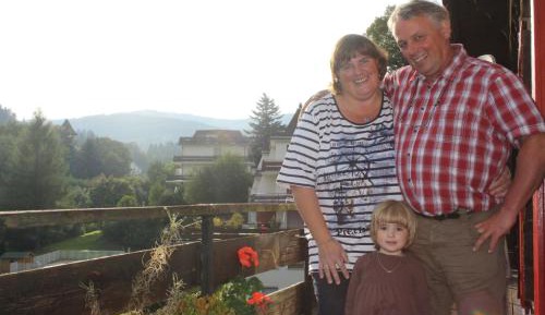 Chalet (6 Adults)