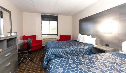Deluxe Queen Room with Two Queen Beds