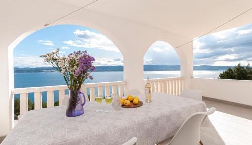 Two-Bedroom Apartment with Sea View