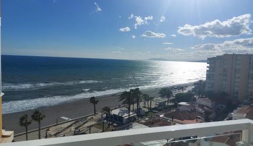 Studio Apartment with Sea View