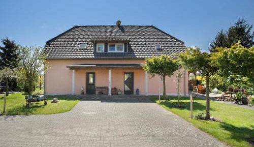 Superior One-Bedroom Apartment