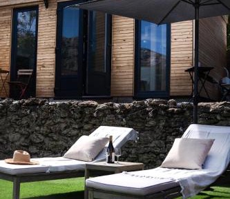 Studio with Sofa Bed