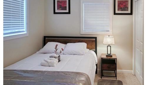 Double Room with Shared Bathroom