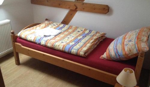 Small Single Room