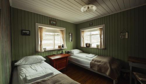 Twin Room with Shared Bathroom