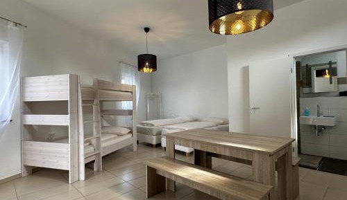 Superior One-Bedroom Apartment