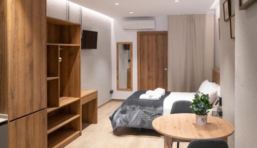 One-Bedroom Apartment with Terrace
