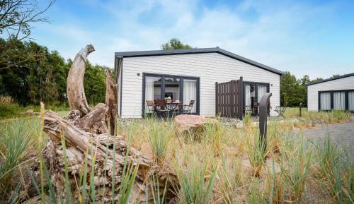 One-Bedroom Holiday Home
