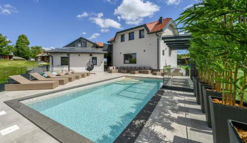 Four-Bedroom Holiday Home