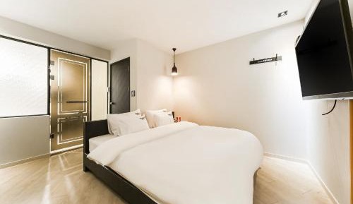 Premium King Room