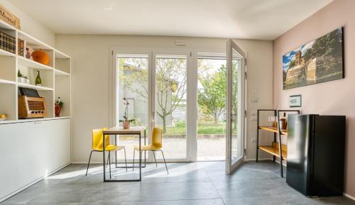Two-Bedroom Deluxe Apartment