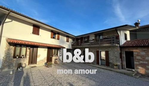 Single Room with Private Bathroom