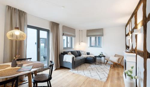 Superior One-Bedroom Apartment