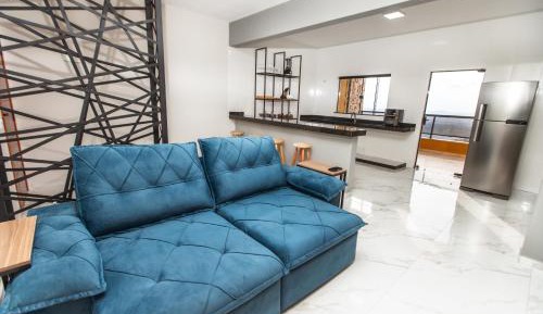 Apartment with Mountain View