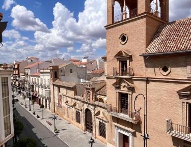 Three-Bedroom Deluxe Apartment