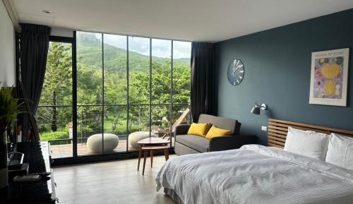 Double Room with Mountain View