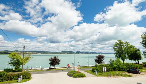 Double Room with Lake View