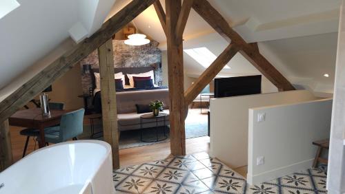 King Room with Garden View