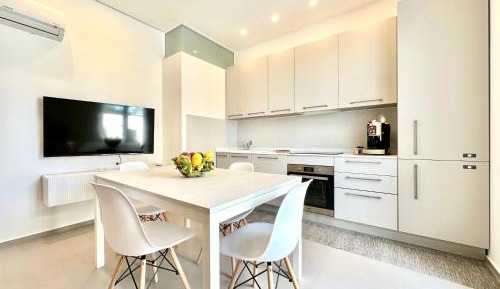 Family Two-Bedroom Apartment with View